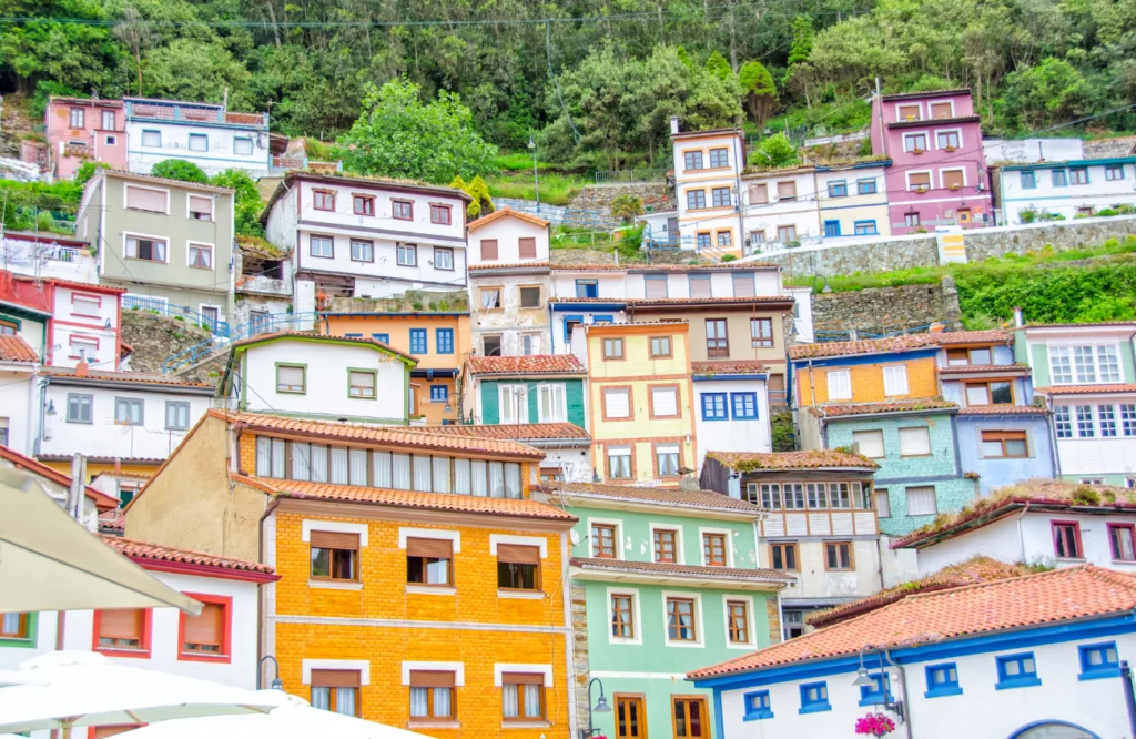 maison à Cudillero village coloré